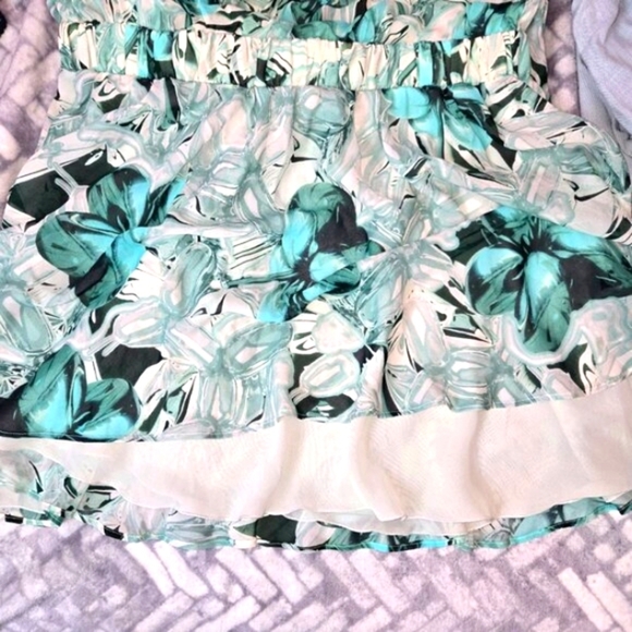 Iceberg Floral Green Strapless drop waist Dress, 100% Silk, Size M - Picture 8 of 8